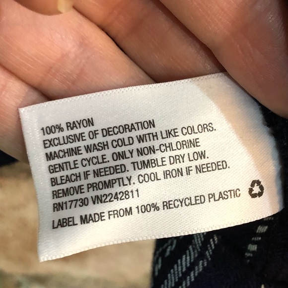 Mossimo Sleeveless Top-Pre❤️’d - Picture 6 of 6